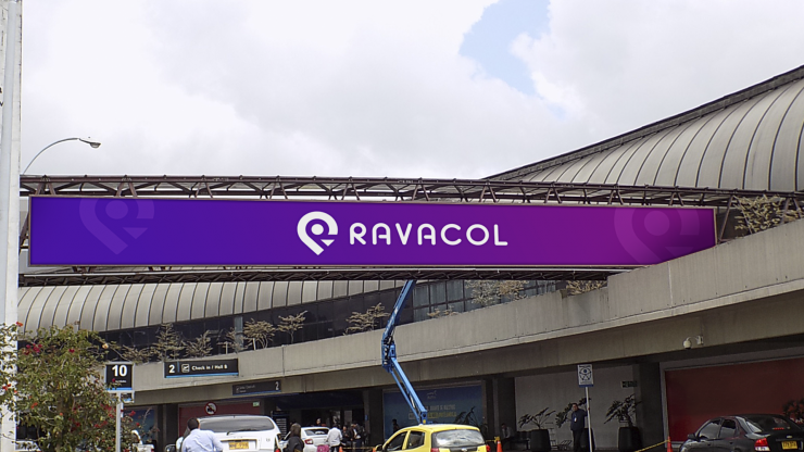 Publicidad en Aeropuertos - puente aereo